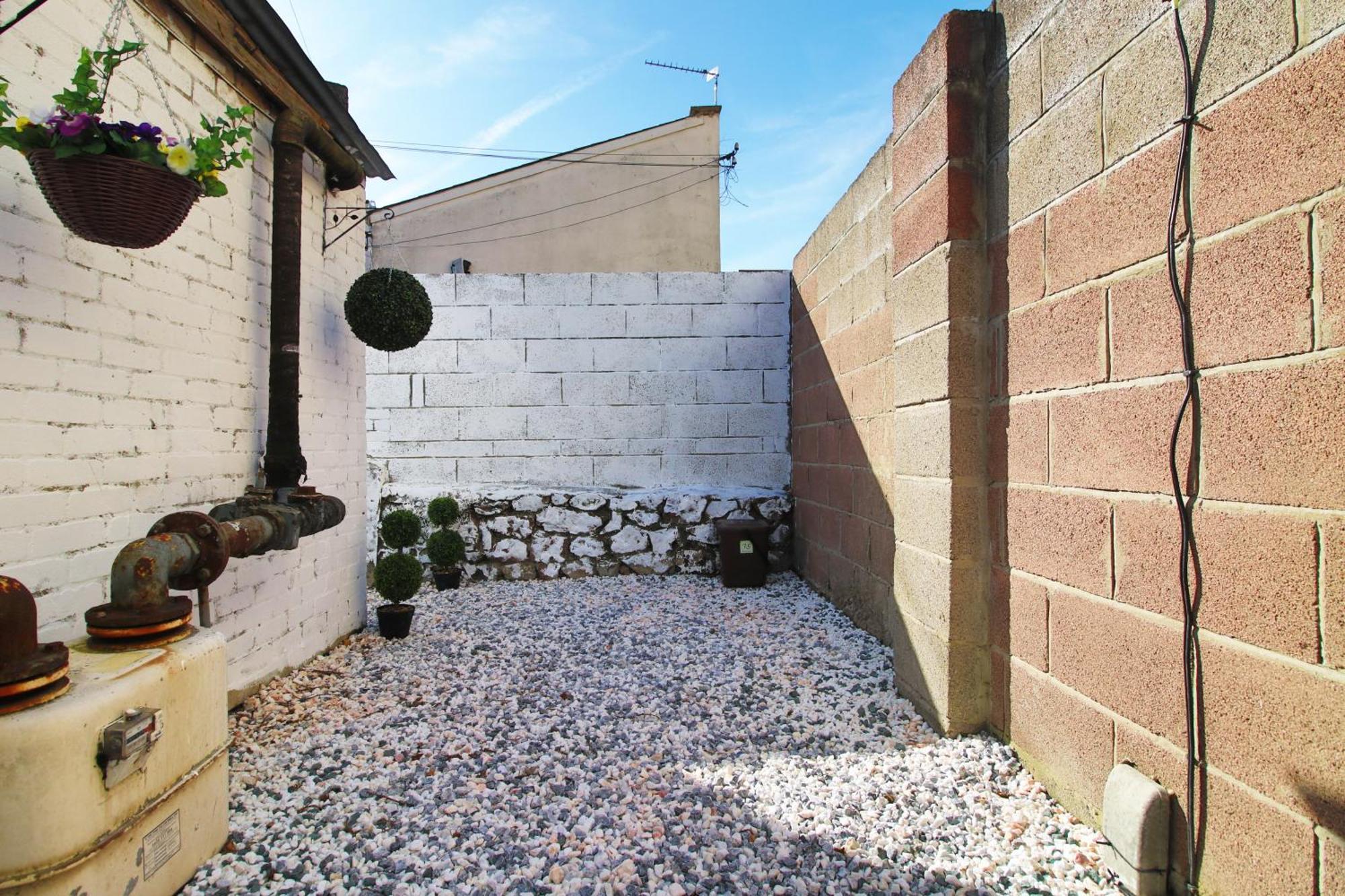 Modern Guesthouse, Fast Wi-Fi, Street Free Parking, Central, Fully Equipped Cardiff Exterior photo